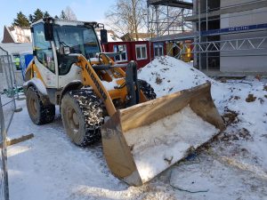 2021-02-12: Bauarbeiten im Schnee!